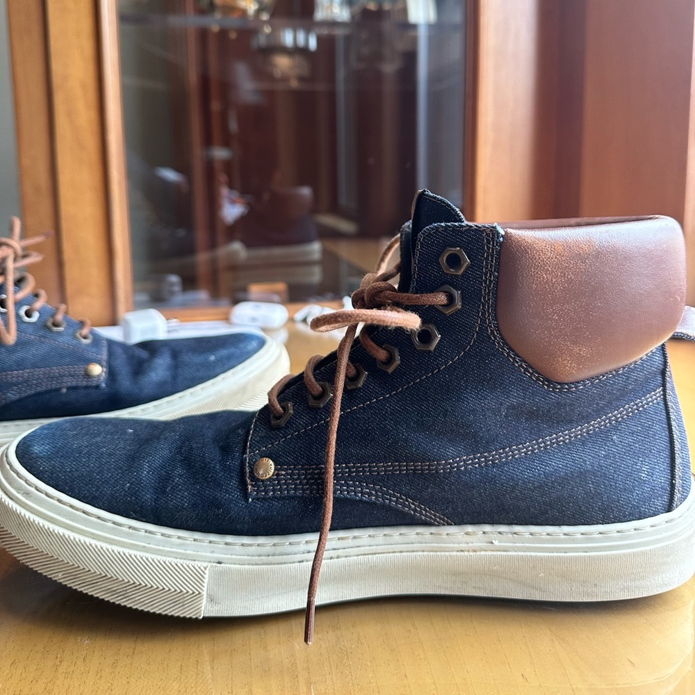 LOUIS VUITTON denim and leather sneakers (RARE!) - Picture 8 of 8